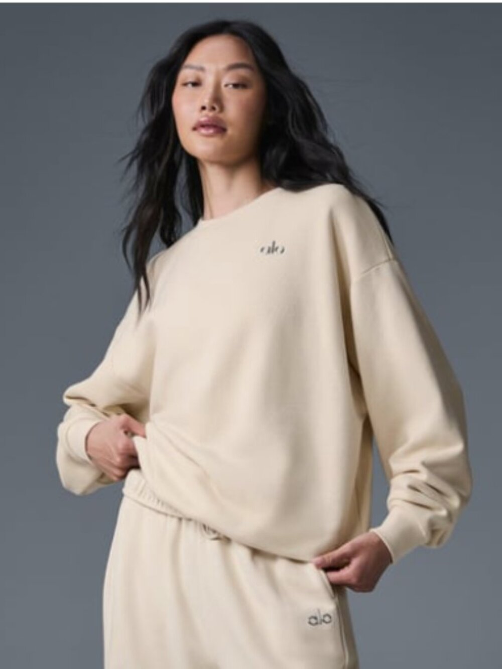 ALO Accolade Crew Neck Pullover, Oatmilk, size XXS